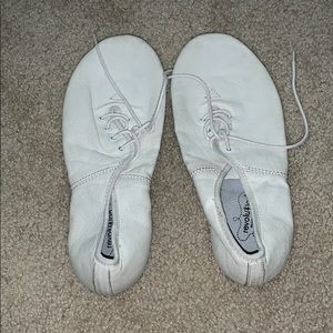 white jazz shoes